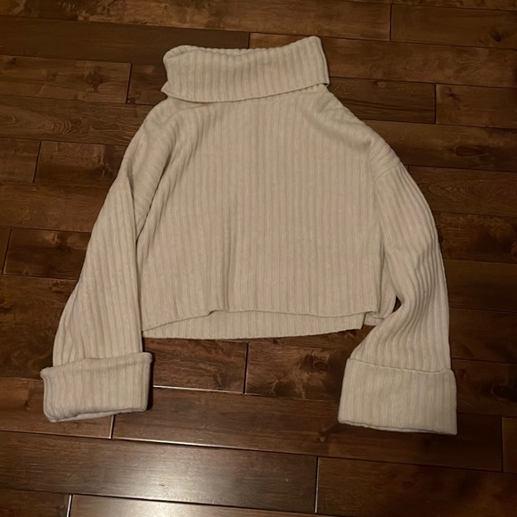 Dynamite Chandail Chunky Cropped Turtleneck - Picture 3 of 4